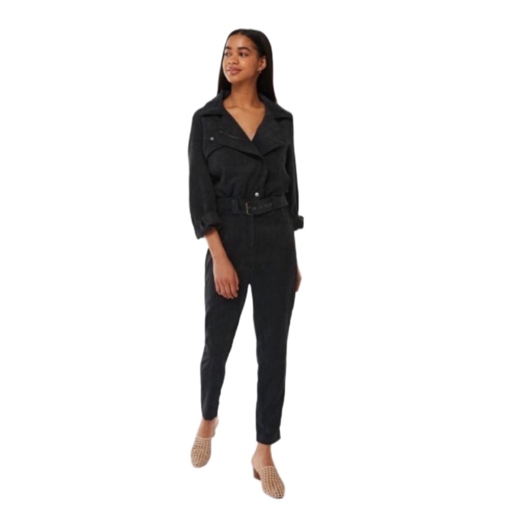 Lioness Urban Outfitters Exclusive Corduroy Zip Front Black Jumper Size XS